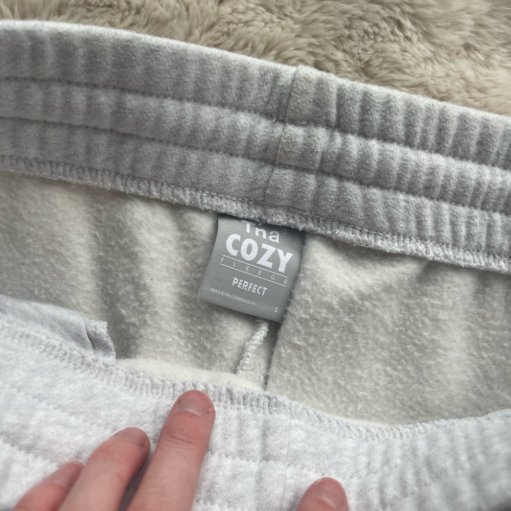 Aritzia TNA sweatpants/joggers cozy perfect fleece Heather gray